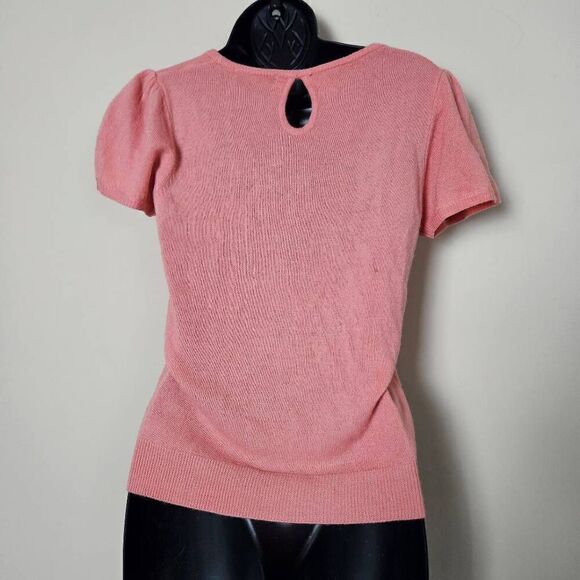 Ingni Short Sleeved Sweater with Floral Applique - Picture 5 of 8